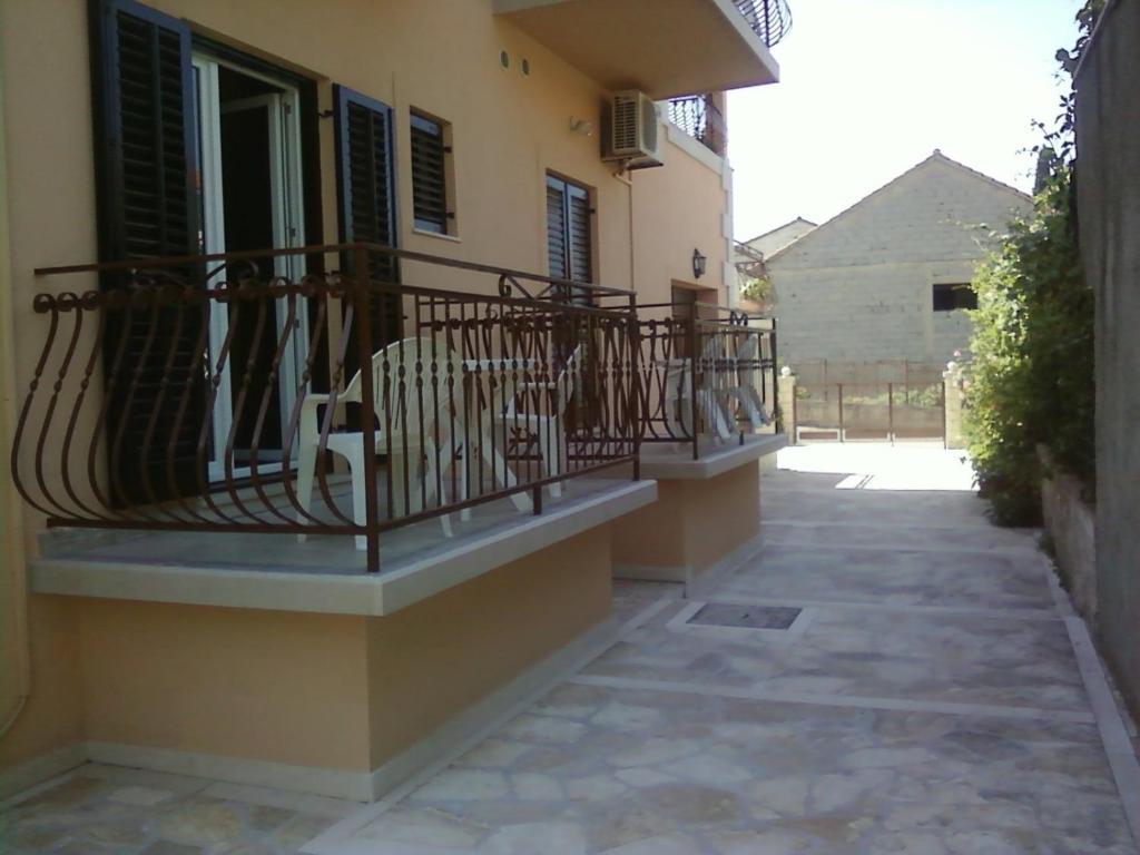 Rooms & Studio Villa Tatjana Супетар Стая снимка