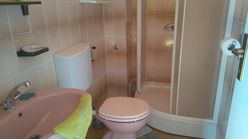 Rooms & Studio Villa Tatjana Супетар Стая снимка